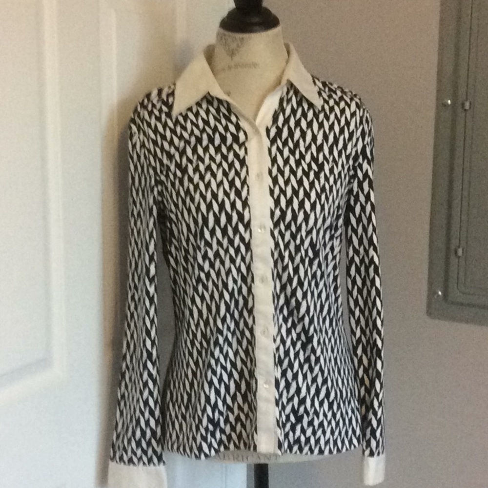 🛍J. McLaughlin dress shirt. 🛍